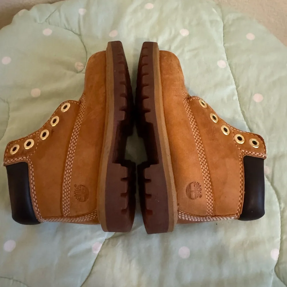 Timberland Kids Leather Boots Toddler size 6